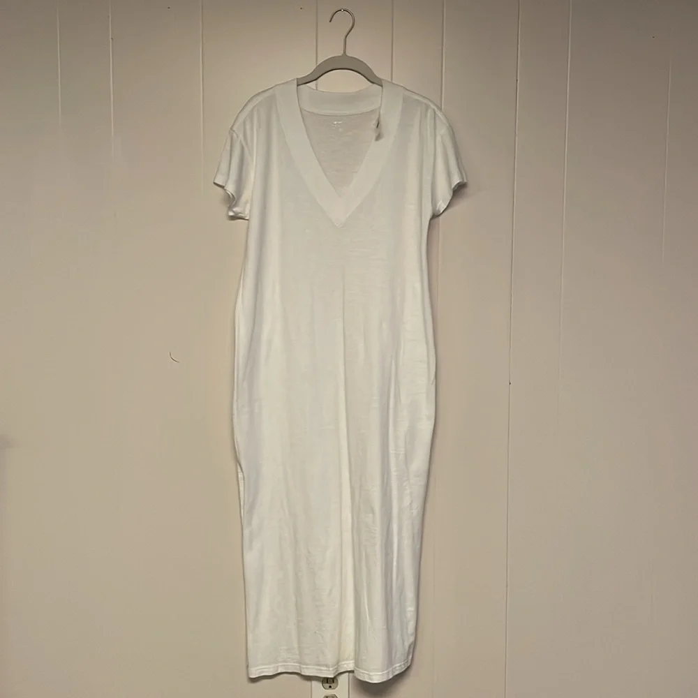 Aerie Extreme V-Neck Midi - Picture 5 of 10
